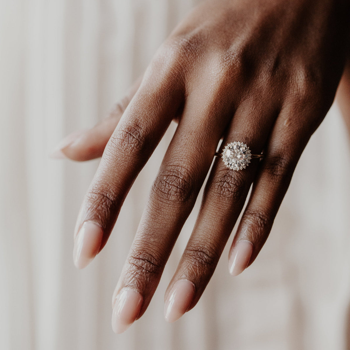 The Nova Round Ring
