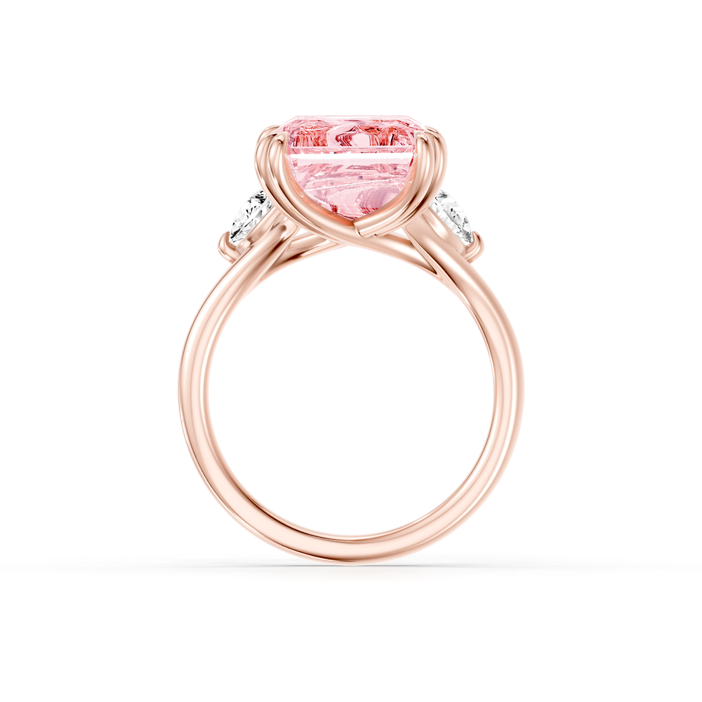 Lara Jewels High Jewellry High Jewelry | Jane Emerald Cut Pink Diamond Three Stone Engagement Ring - Emerald - 18k Rose Gold - Detail View