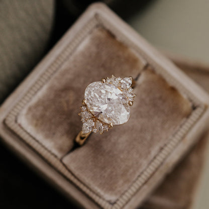 The Rita Oval Ring
