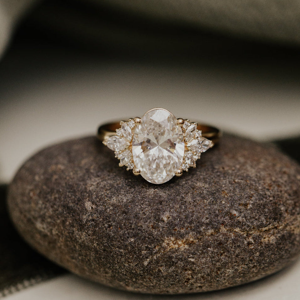 The Rita Oval Ring