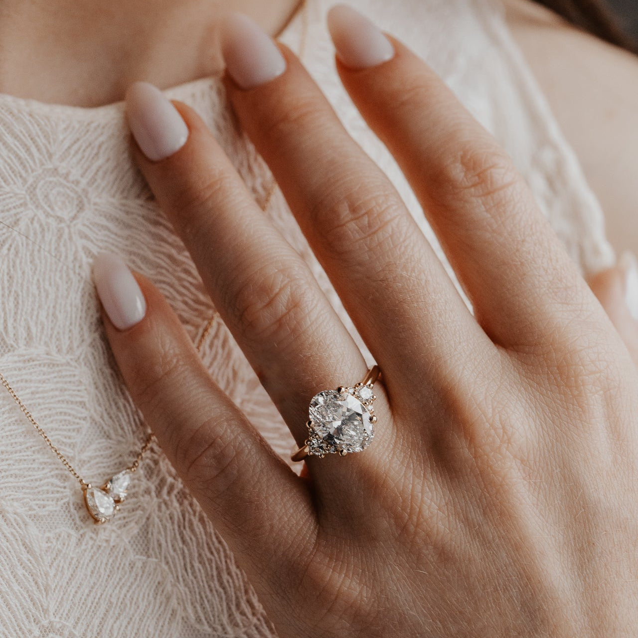 The Vivien Oval Ring