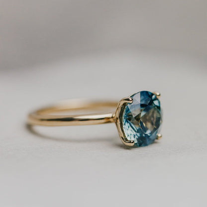 The Maeve Round Montana Sapphire Solitaire
