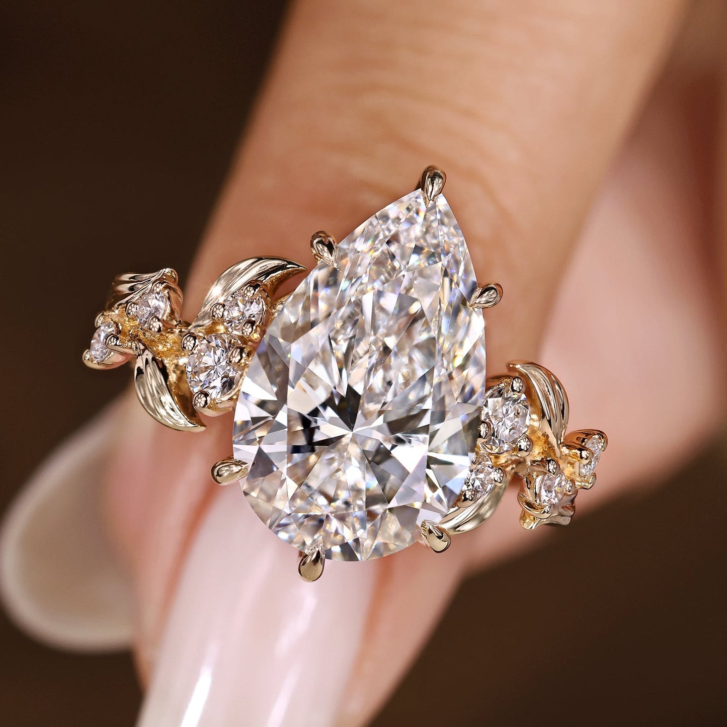 IGI certified 5 - 8 Carat Nature inspired Pear Shaped Diamond Ring