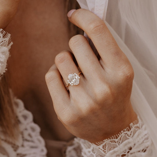 The Claire Oval Ring