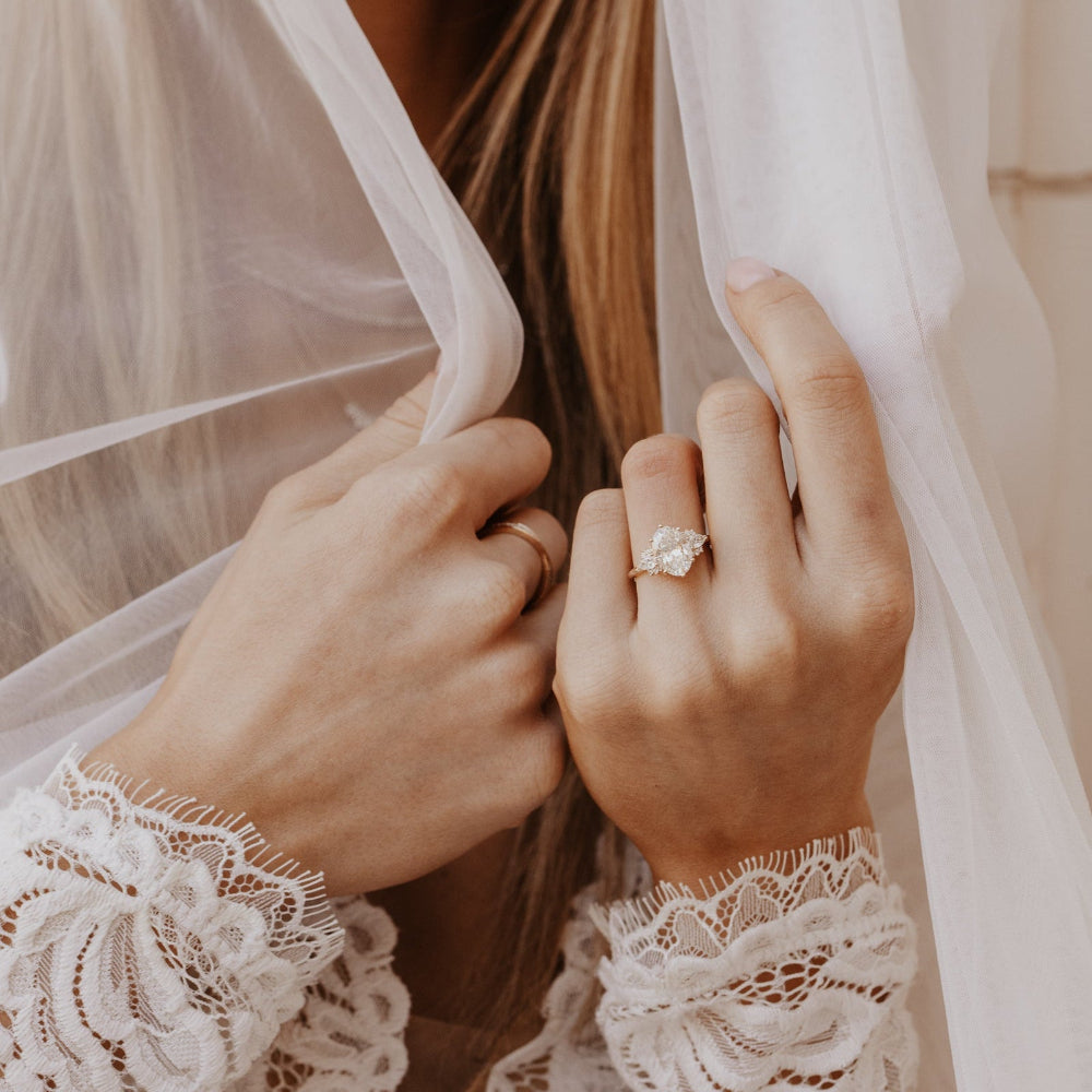 The Daphne Oval Ring