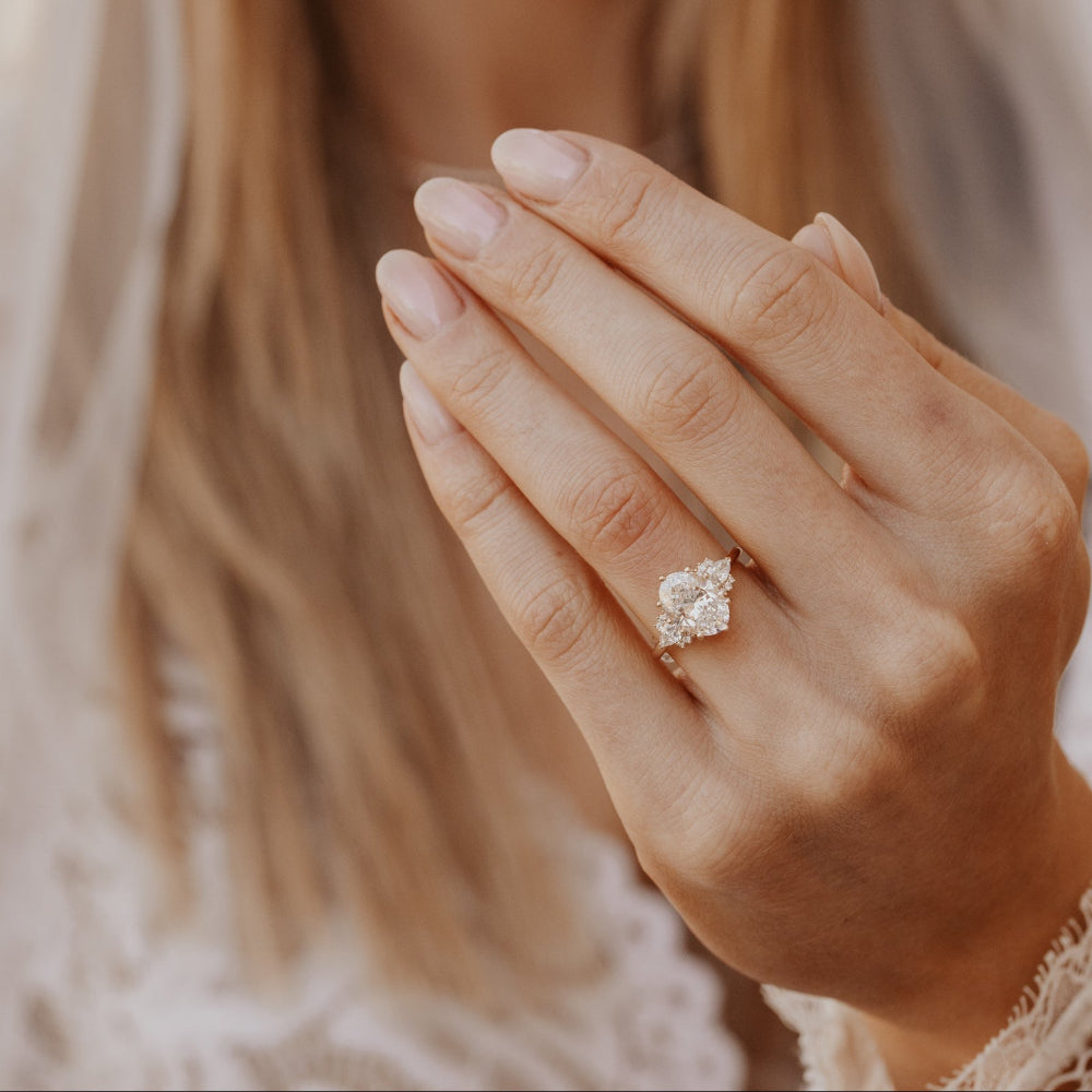 The Daphne Oval Ring
