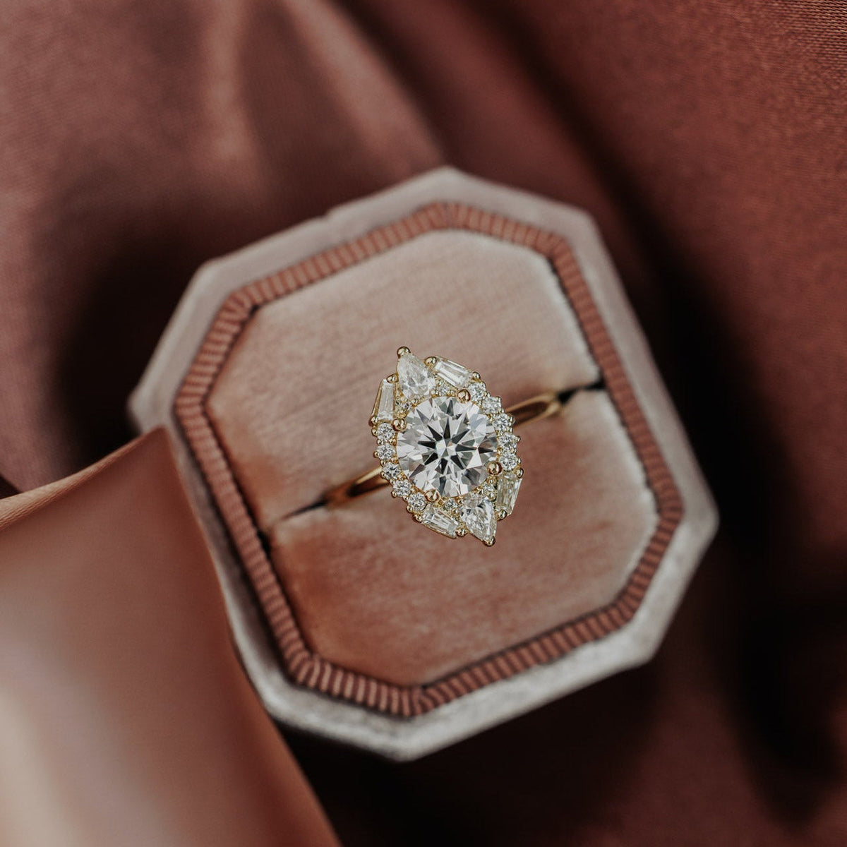 The Lori Round Ring