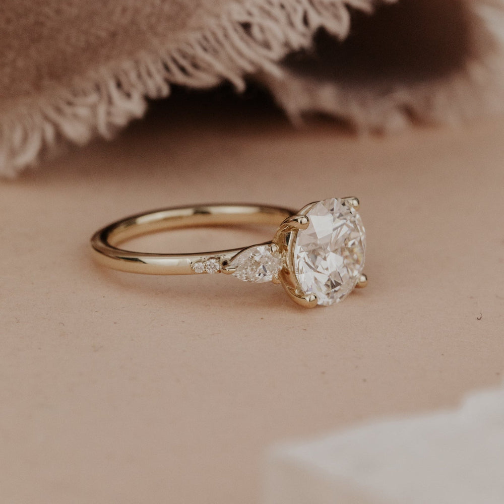 The Toula Round Ring