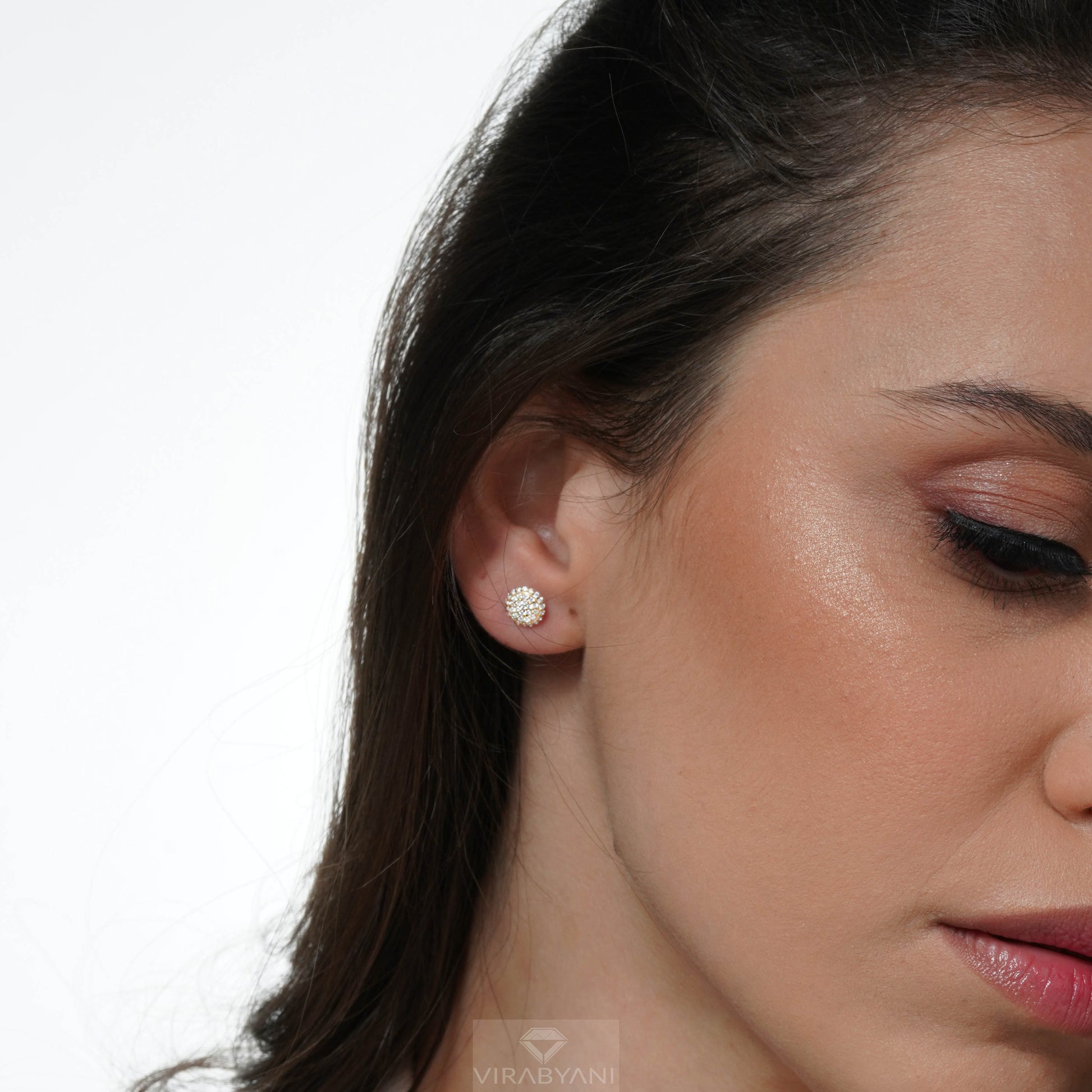 Round Shaped AMoré Pavé Stud Earrings With 0.60 ct. Diamonds - 14K White Gold