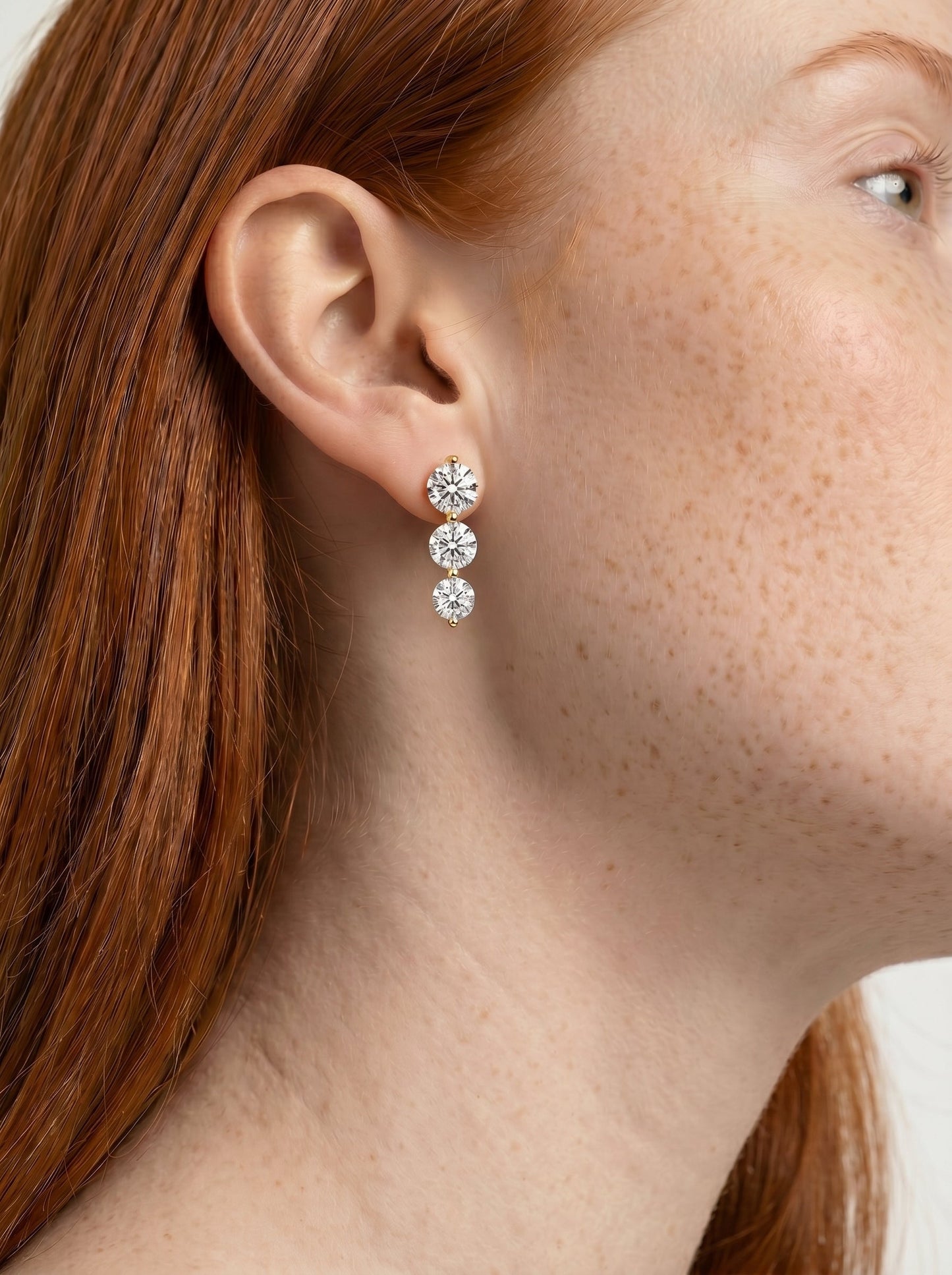 Abigail Lab Grown Diamond Earrings Round - Yellow Gold