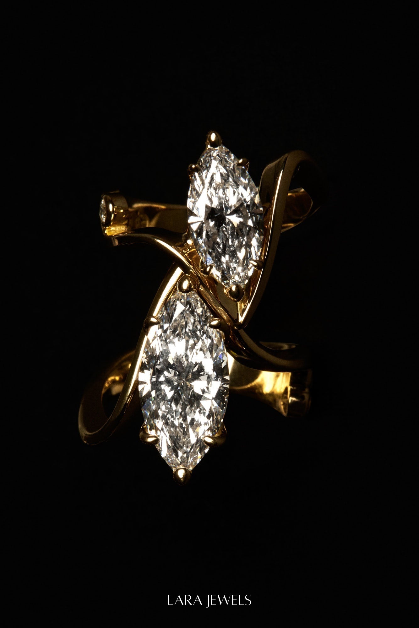 Alex Marquise Diamond Ring 18K Gold - Back view