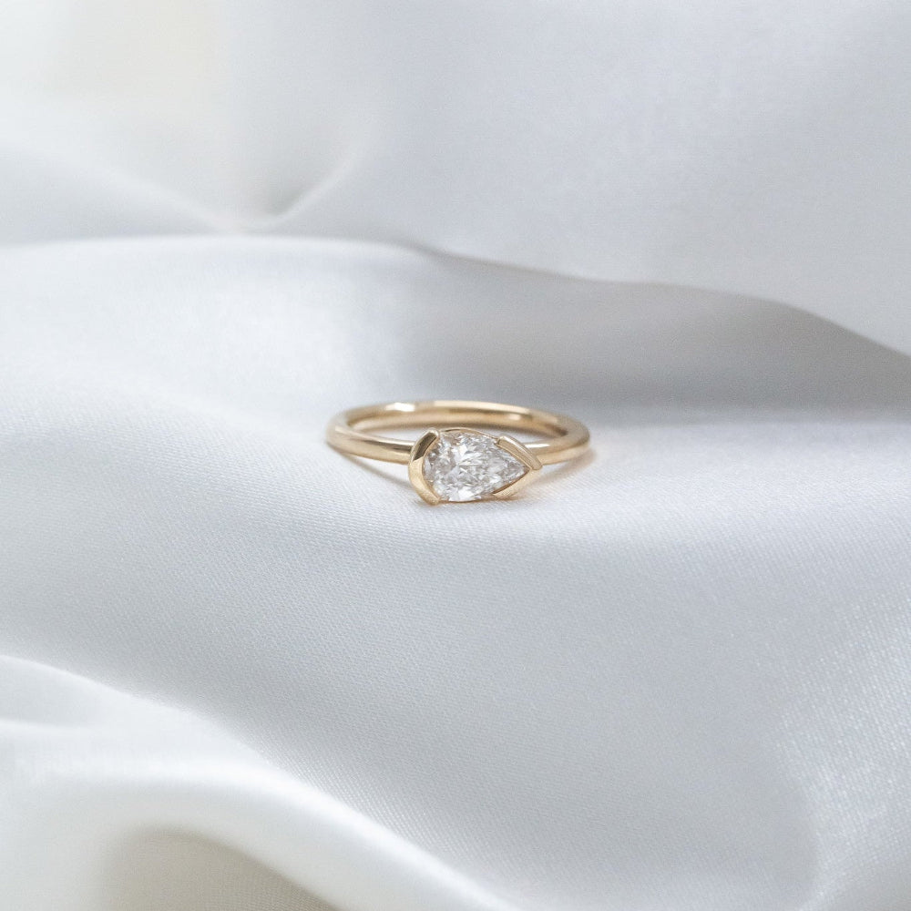 The Austen Pear Solitaire