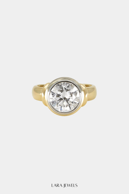 Round Diamond Double Frame Ring 18K Yellow Gold - Front view