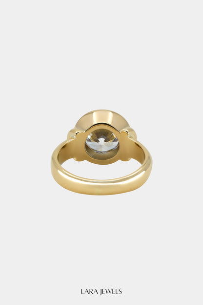 Round Diamond Double Frame Ring 18K Yellow Gold - Detail view