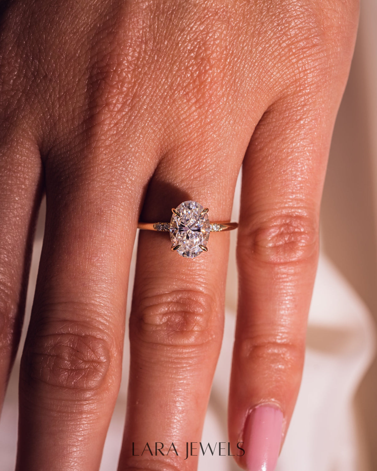 1.0-3.0 CT Oval CVD Diamond Hidden Halo Engagement Ring