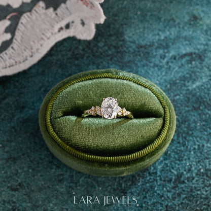 1.0-3.0 CT Oval Cut Lab Grown Diamond Cluster Engagement Ring