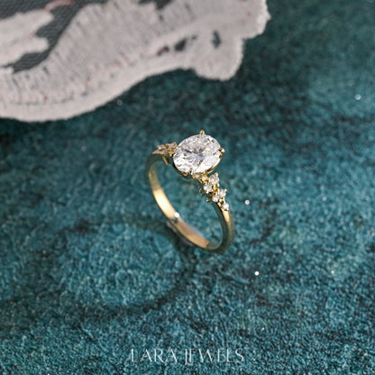 1.0-3.0 CT Oval Cut Lab Grown Diamond Cluster Engagement Ring