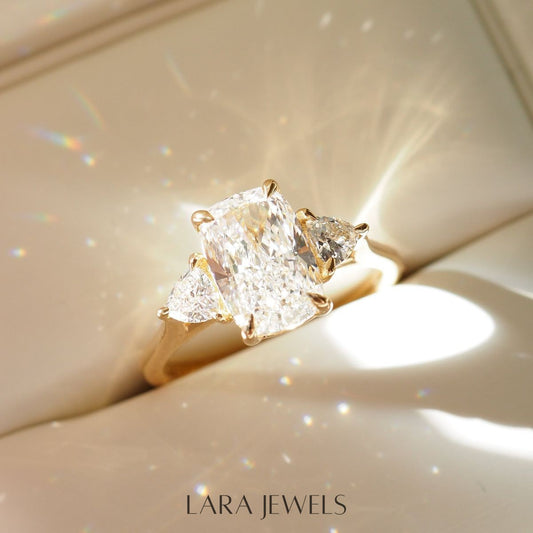 1.0-4.0 CT Elongated Cushion Lab Grown Diamond Three Stones Engagement Ring