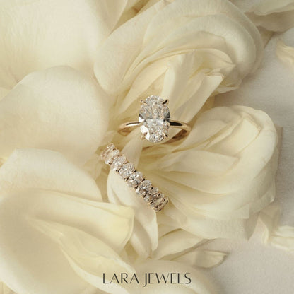 1.0-4.0 CT Oval Lab Grown Diamond Solitaire Engagement Ring