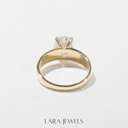 1.0-4.0 CT Oval Lab Grown Diamond Solitaire SIgnet Engagement Ring