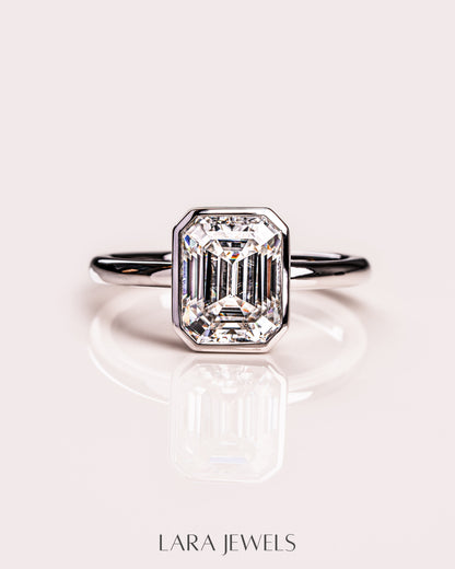 1.0-2.30  CT Emerald  Lab Grown Diamond Bezel Solitaire Engagement Ring