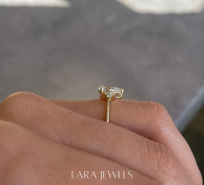 1.50-3.50  CT Pear Lab Grown Diamond Cluster Engagement Ring