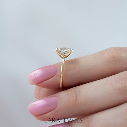2.0 - 4.0 CT Oval Cut Lab Grown Diamond Solitaire Engagement Ring