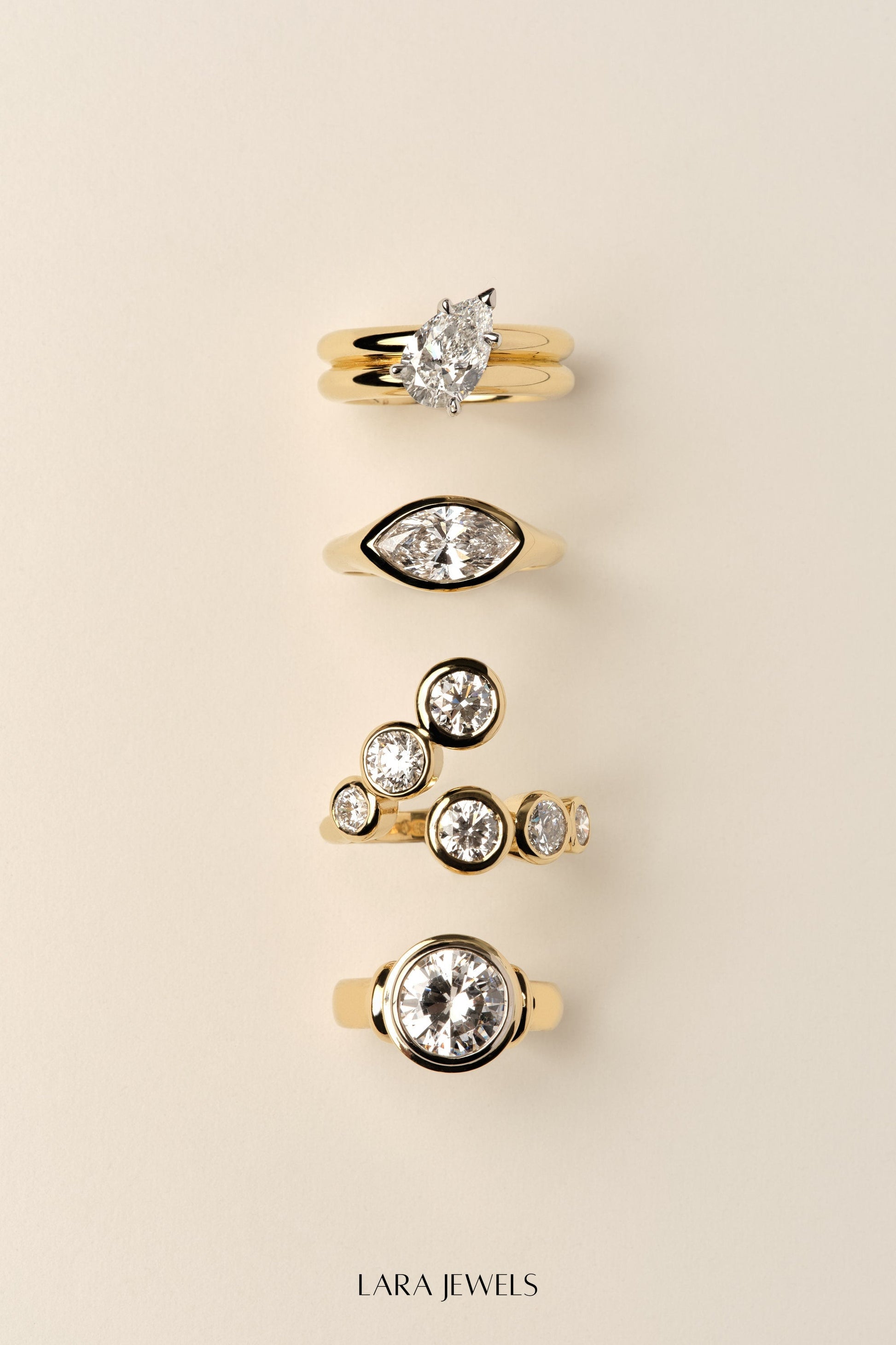 Insignia Marquise Diamond Ring 18K Yellow Gold - Detail