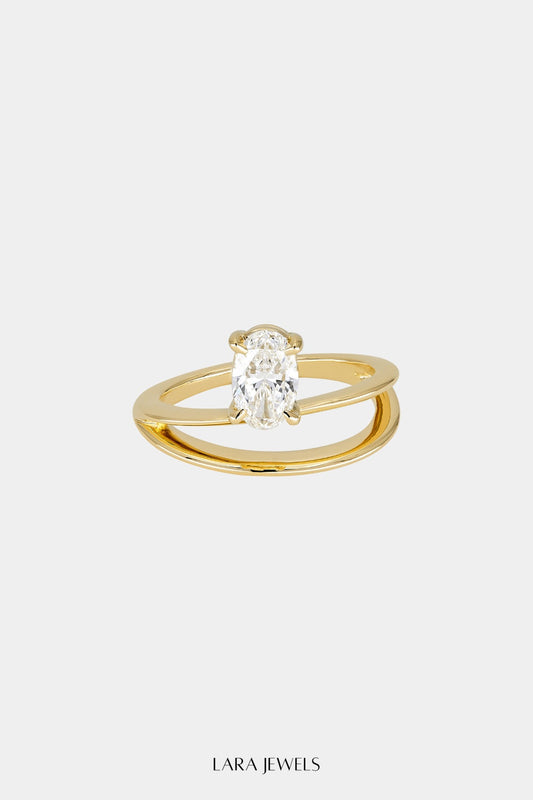 Double Band Diamond Oval Ring 18K Gold - Front view