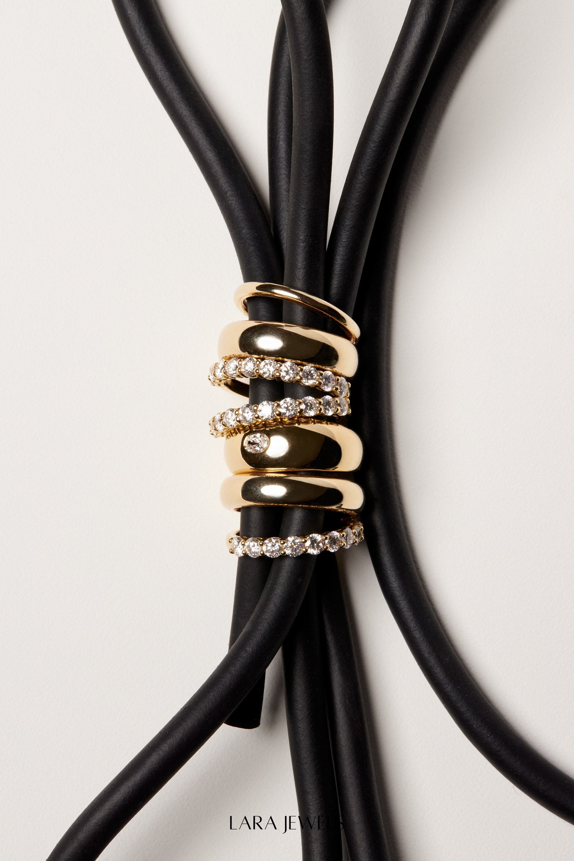Double Band Georgie Ring 18K Yellow Gold - Back view