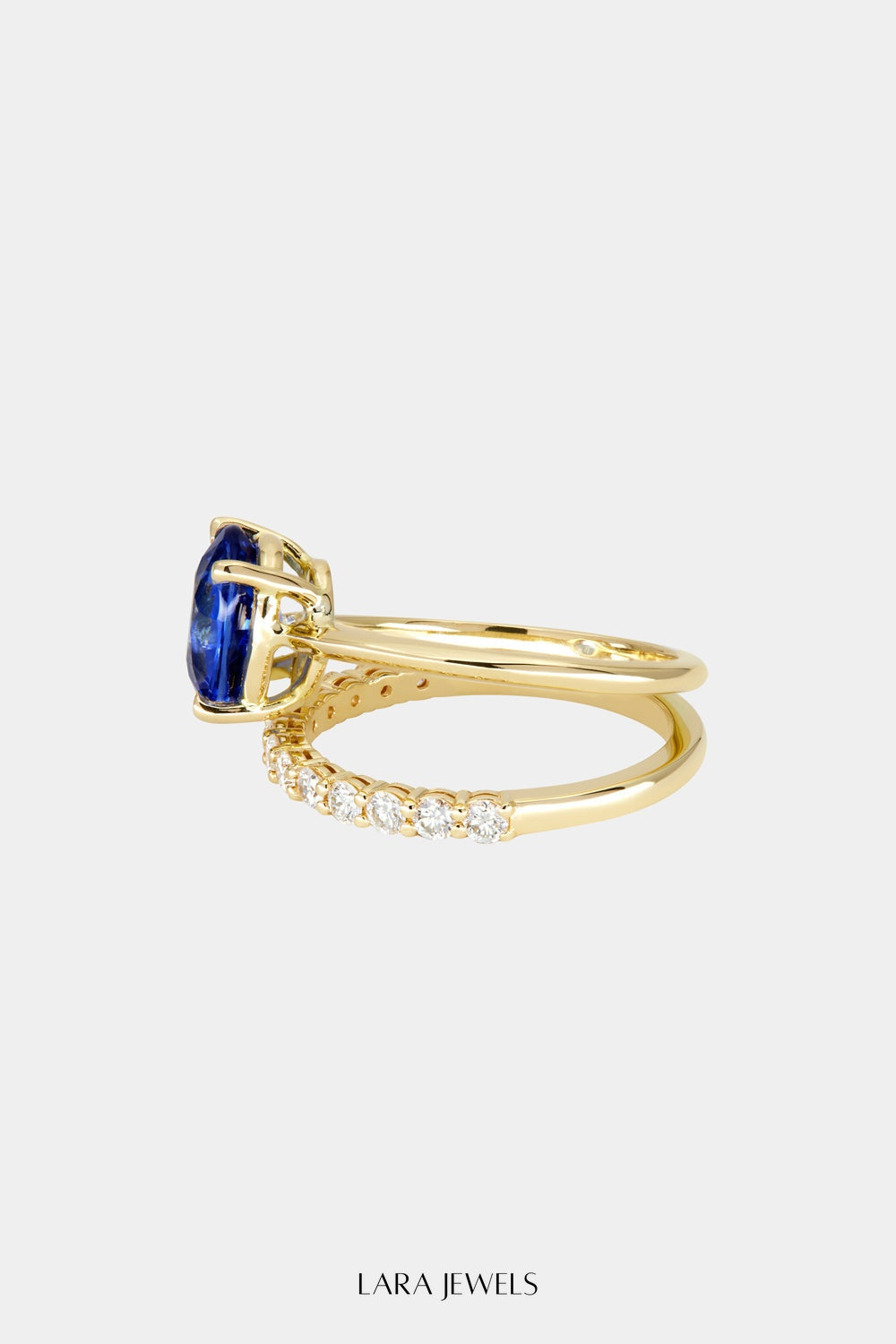 Double Band Sapphire Ring 18K Gold - Back view