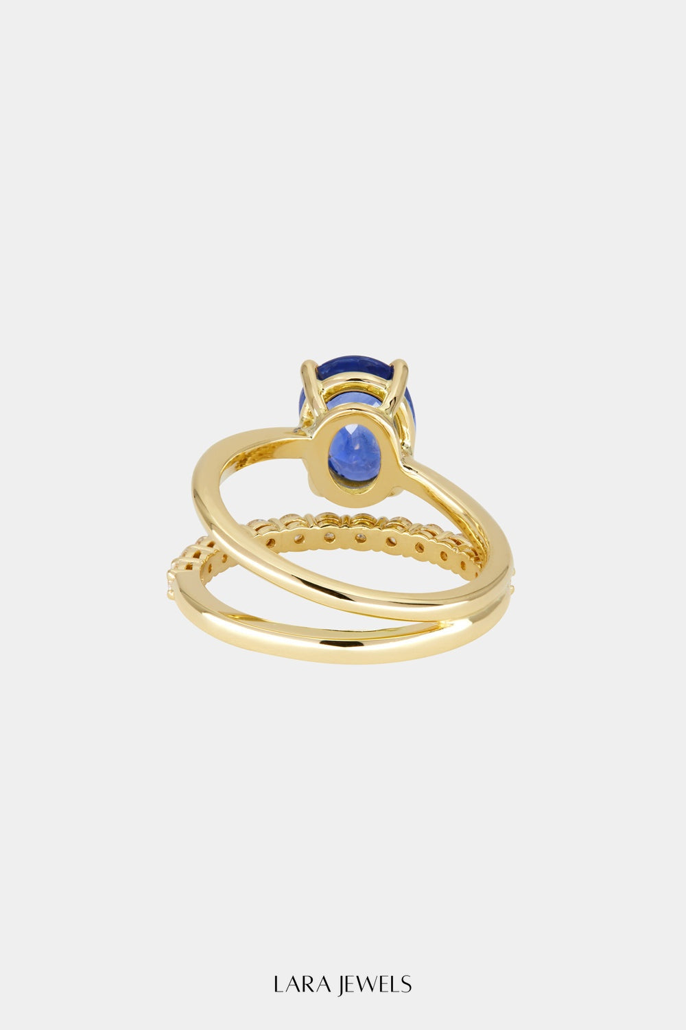 Double Band Sapphire Ring 18K Gold - Detail view