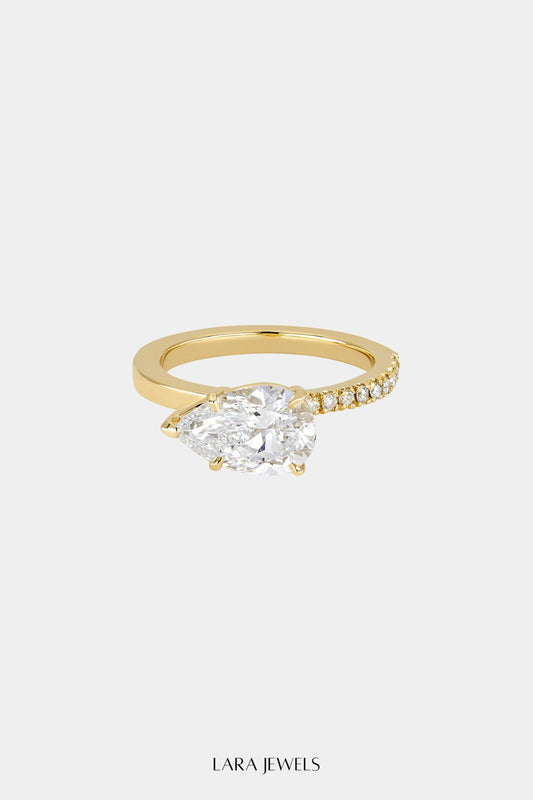 East West Pear Diamond Ring 18K Gold - Front view