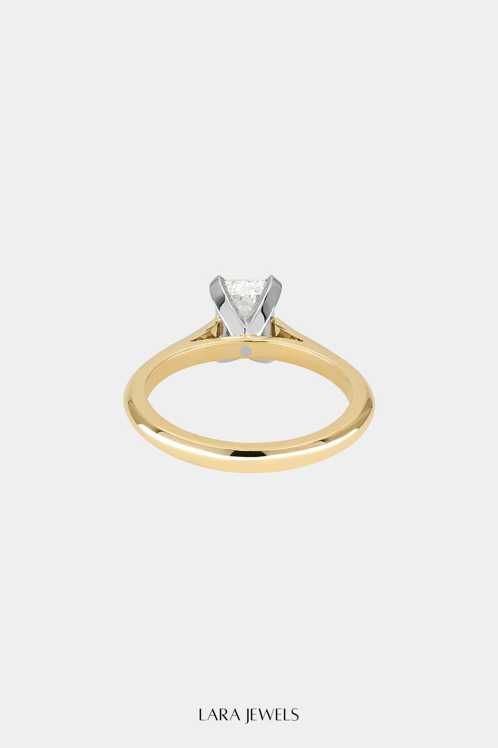 Emerald Diamond Ring 18K Gold - Back view