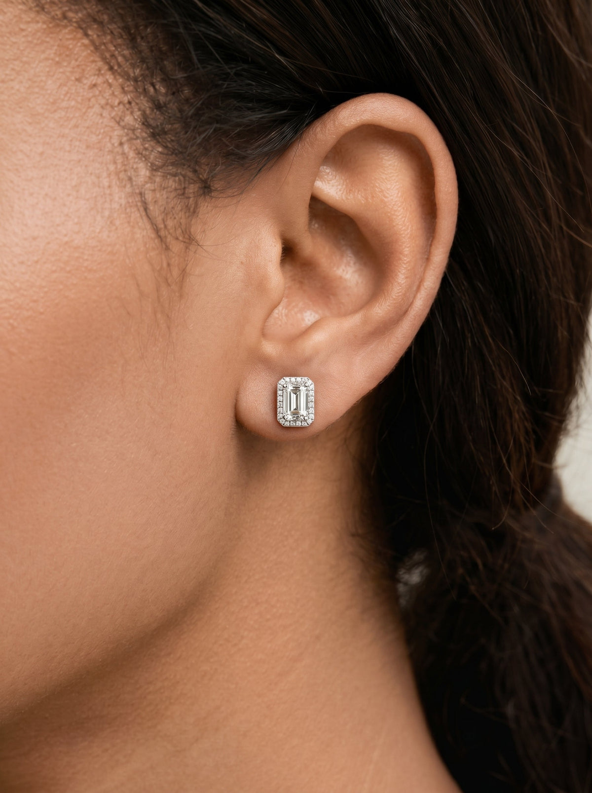 Erica Lab Grown Diamond Earrings Emerald - Platinum