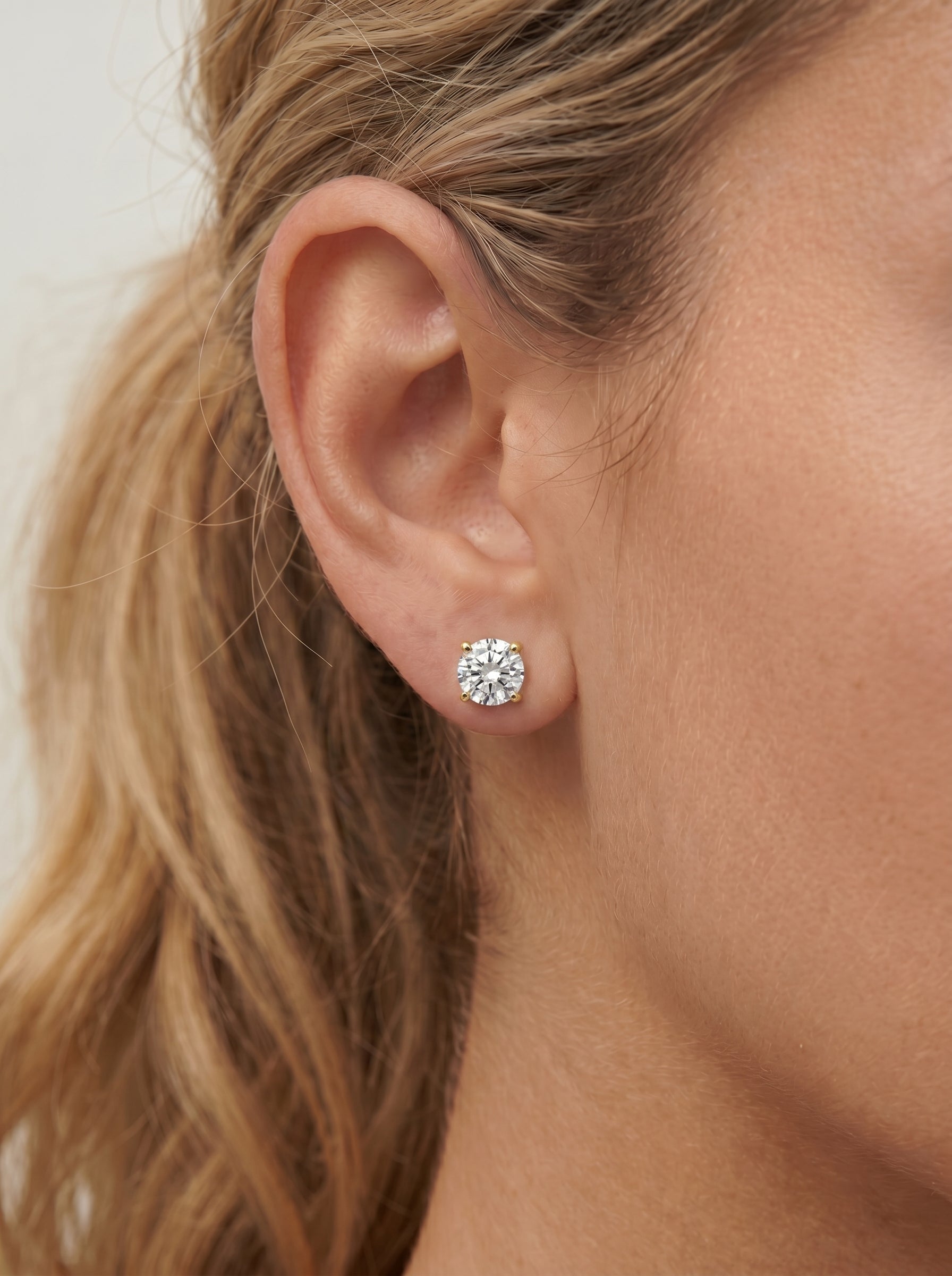 Jamie Lab Grown Diamond Earrings Round - Yellow Gold