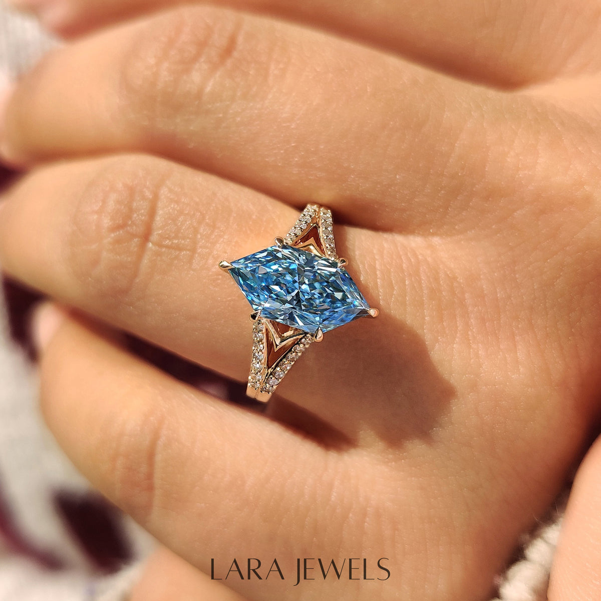 Lab grown marquise engagement ring in Split Shank, available in Silver. IGI certified, ethically sourced, handcrafted at Lara Jewels.