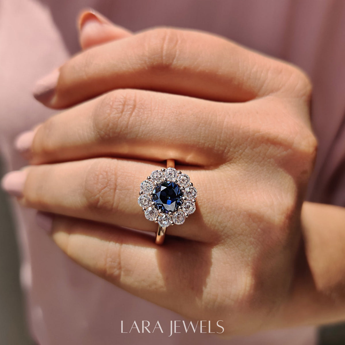 Lab grown round engagement ring in Cluster Design, available in Silver. IGI certified, ethically sourced, handcrafted at Lara Jewels.