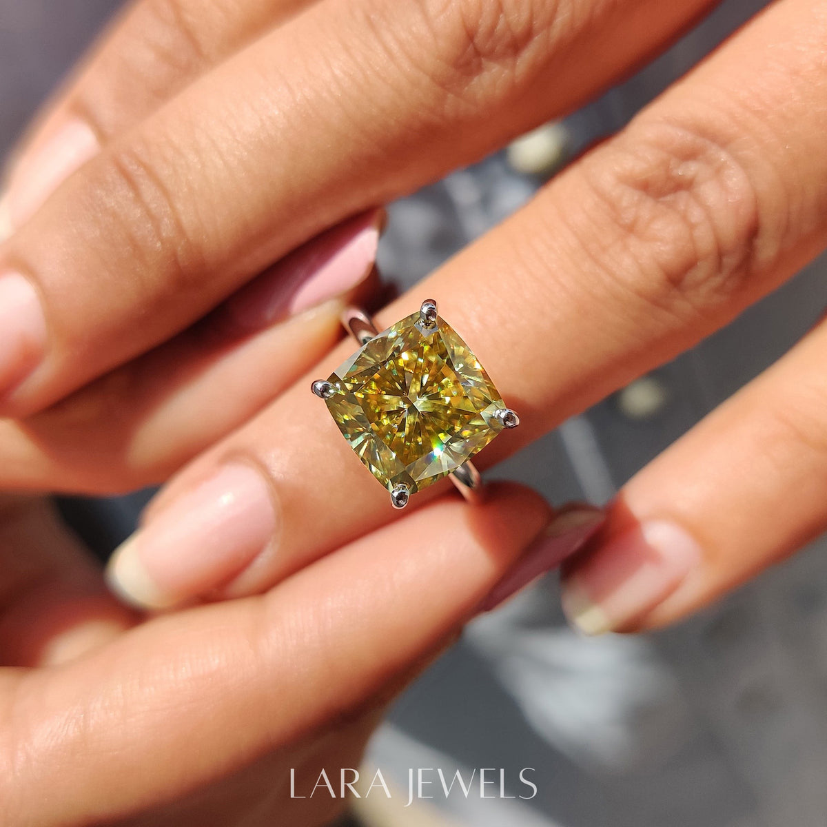 Lab grown round engagement ring in Round Prong Setting, available in Silver. IGI certified, ethically sourced, handcrafted at Lara Jewels.
