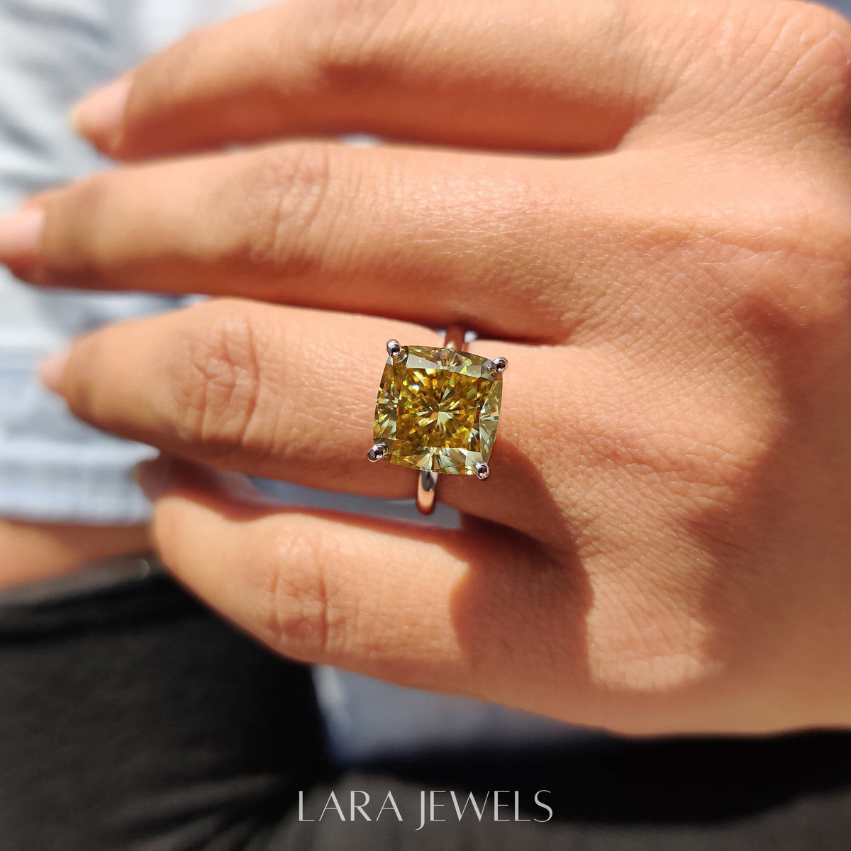 Lab grown round engagement ring in Round Prong Setting, available in Silver. IGI certified, ethically sourced, handcrafted at Lara Jewels.