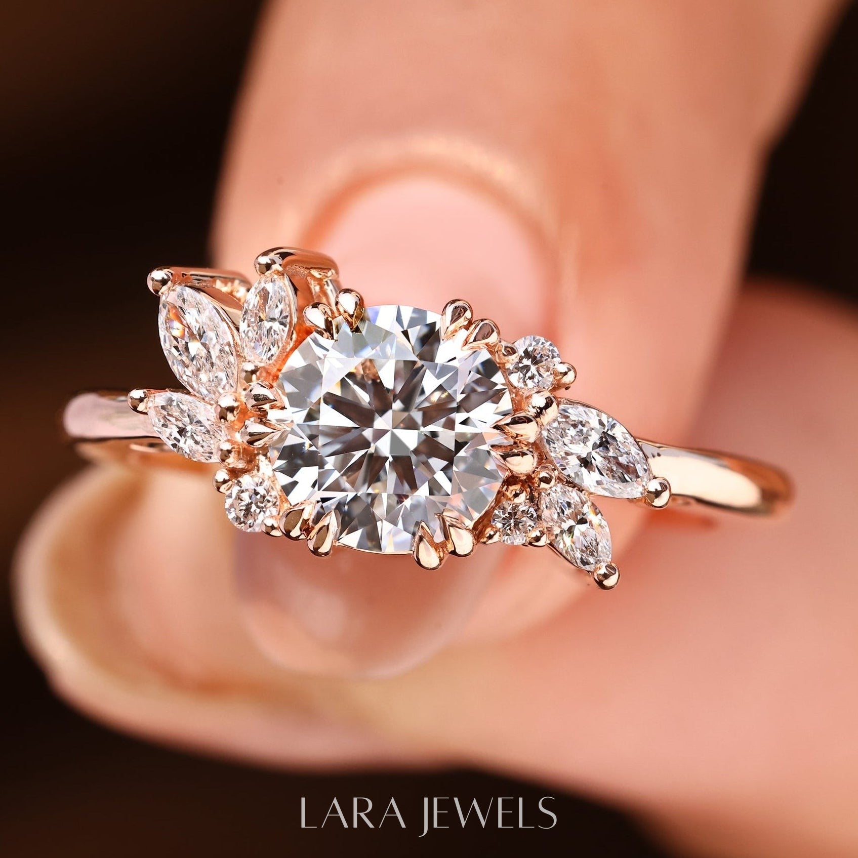 Lab grown round engagement ring in Lara Jewels setting, available in Silver. IGI certified, ethically sourced, handcrafted at Lara Jewels.