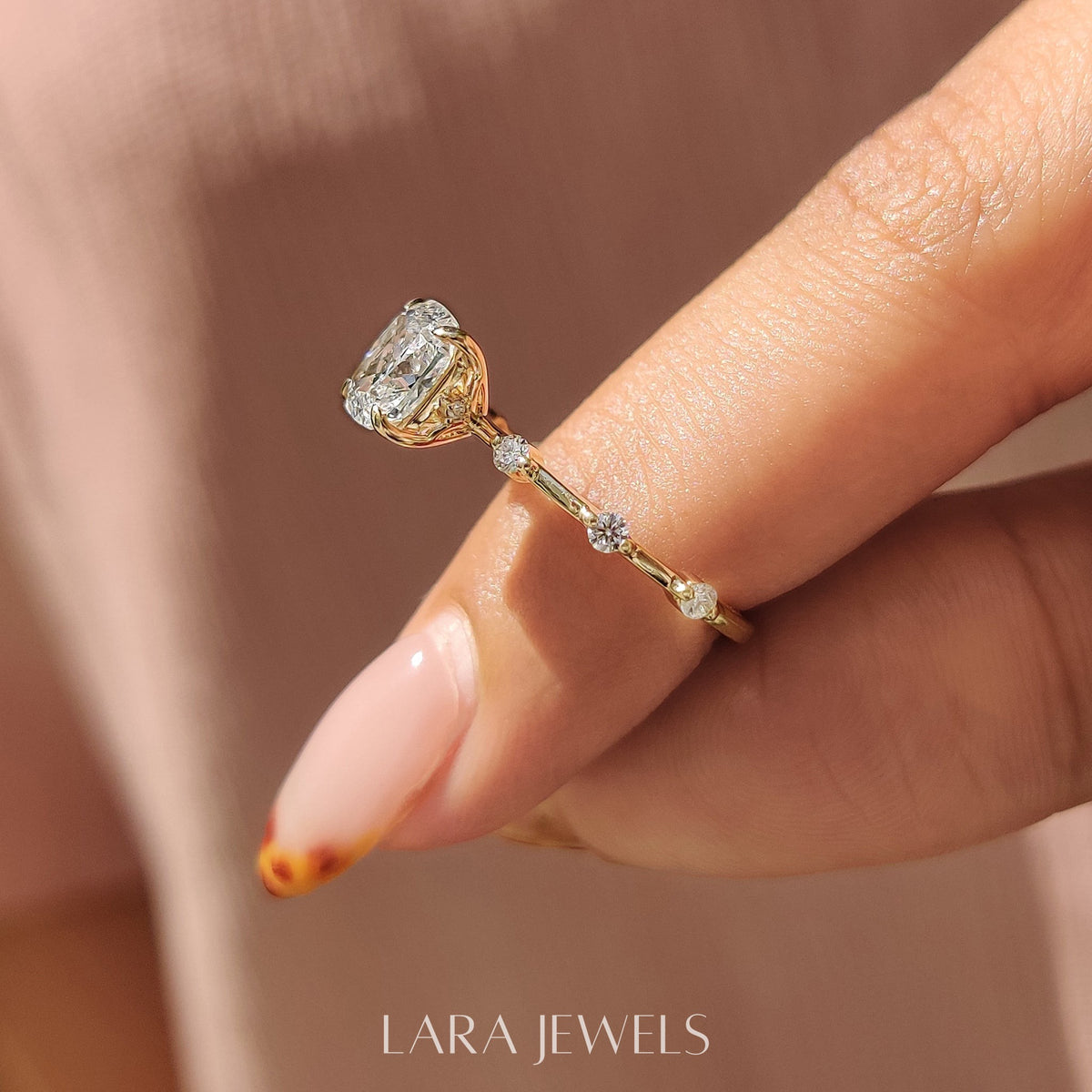 Lab grown cushion engagement ring in Lara Jewels setting, available in Silver. IGI certified, ethically sourced, handcrafted at Lara Jewels.