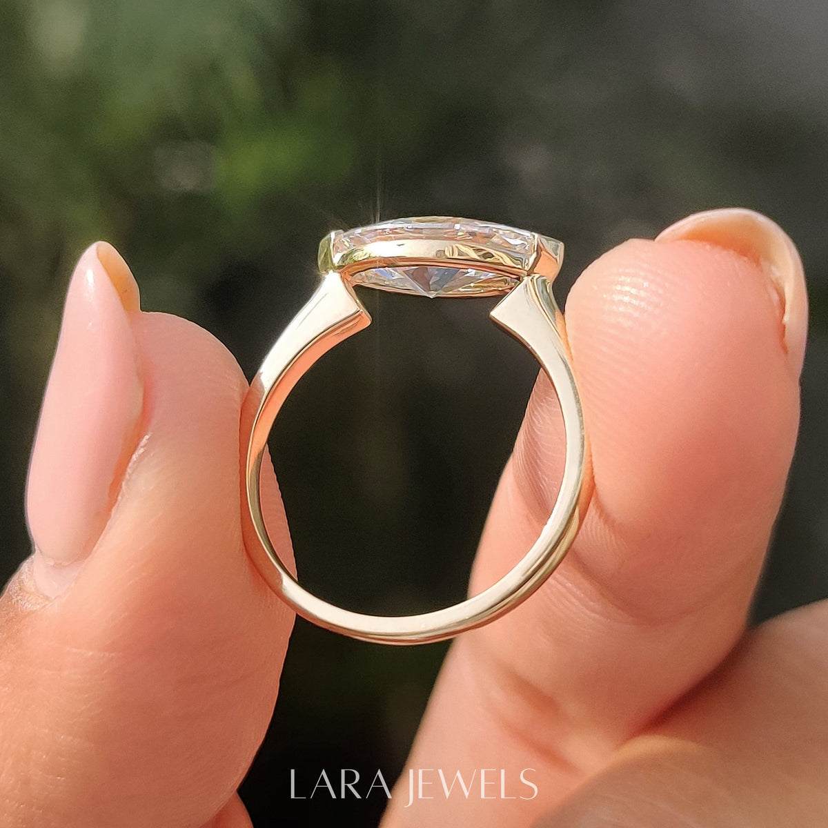 Lab grown marquise engagement ring in Solitaire Style, available in Silver. IGI certified, ethically sourced, handcrafted at Lara Jewels.