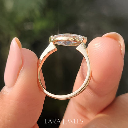 Lab grown marquise engagement ring in Solitaire Style, available in Silver. IGI certified, ethically sourced, handcrafted at Lara Jewels.