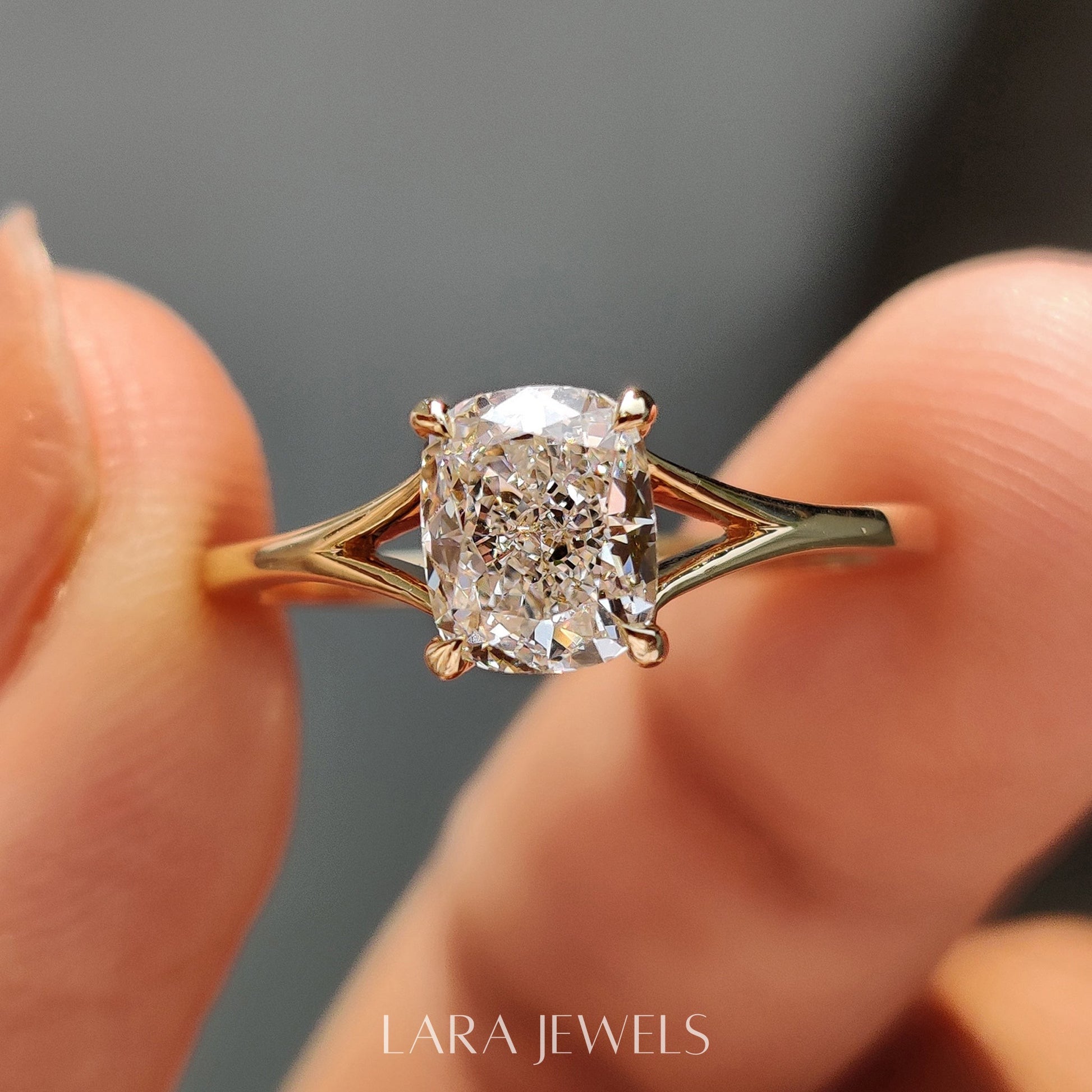 Lab grown cushion engagement ring in Lara Jewels setting, available in Silver. IGI certified, ethically sourced, handcrafted at Lara Jewels.