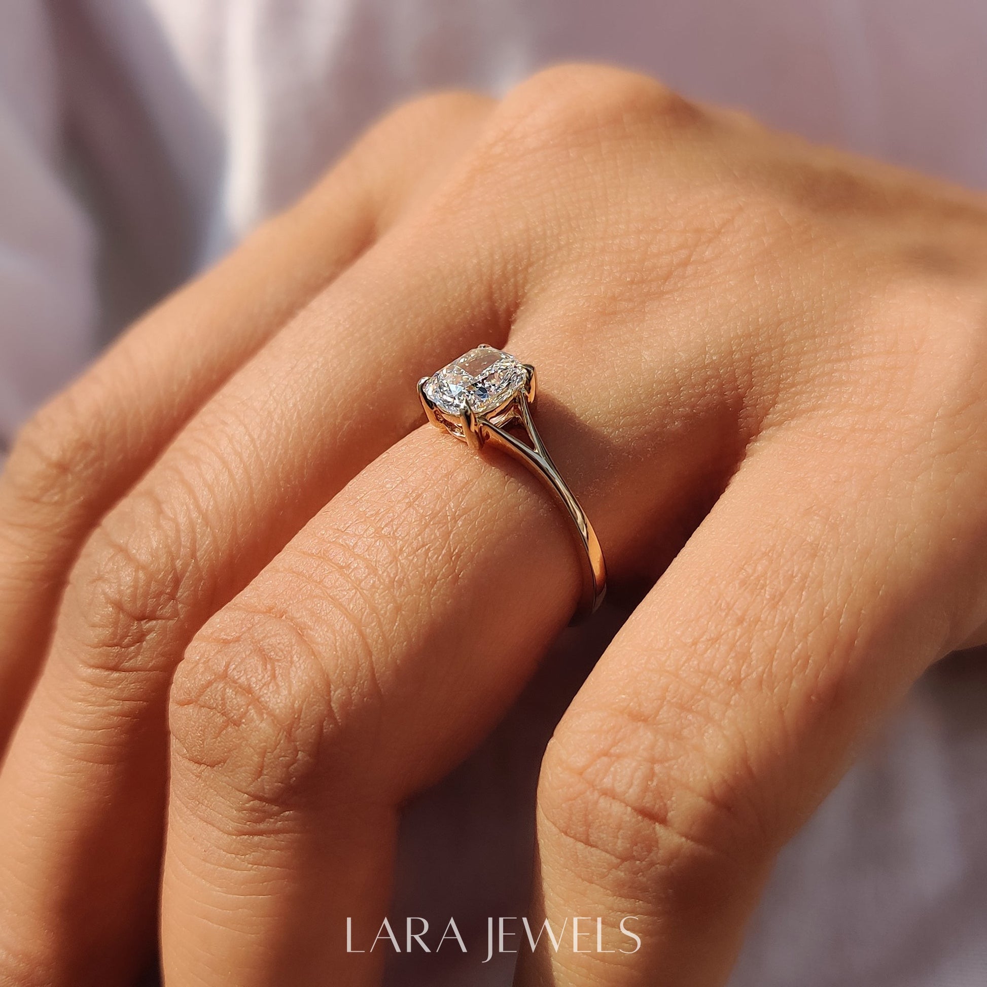 Lab grown cushion engagement ring in Lara Jewels setting, available in Silver. IGI certified, ethically sourced, handcrafted at Lara Jewels.