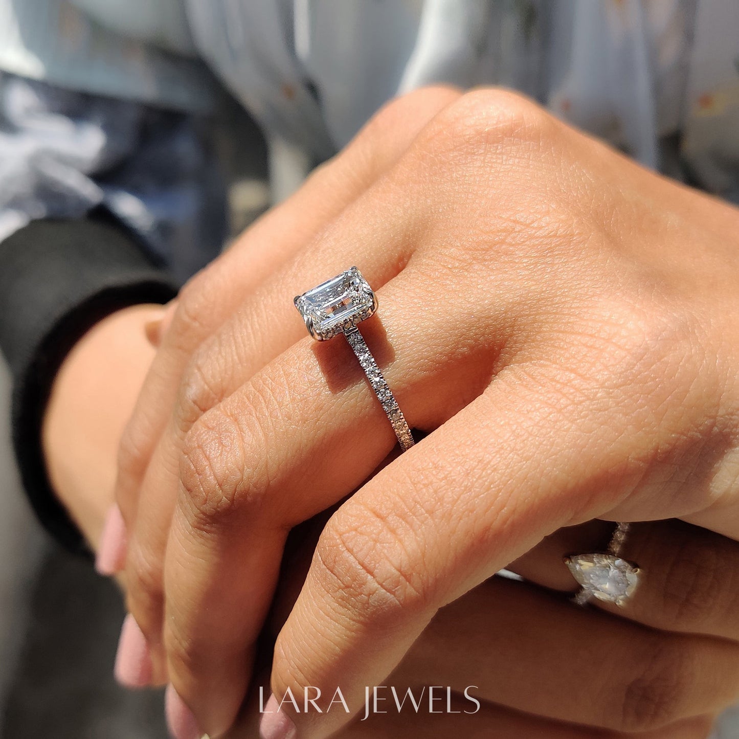 Lab grown emerald engagement ring in Lara Jewels setting, available in Silver. IGI certified, ethically sourced, handcrafted at Lara Jewels.