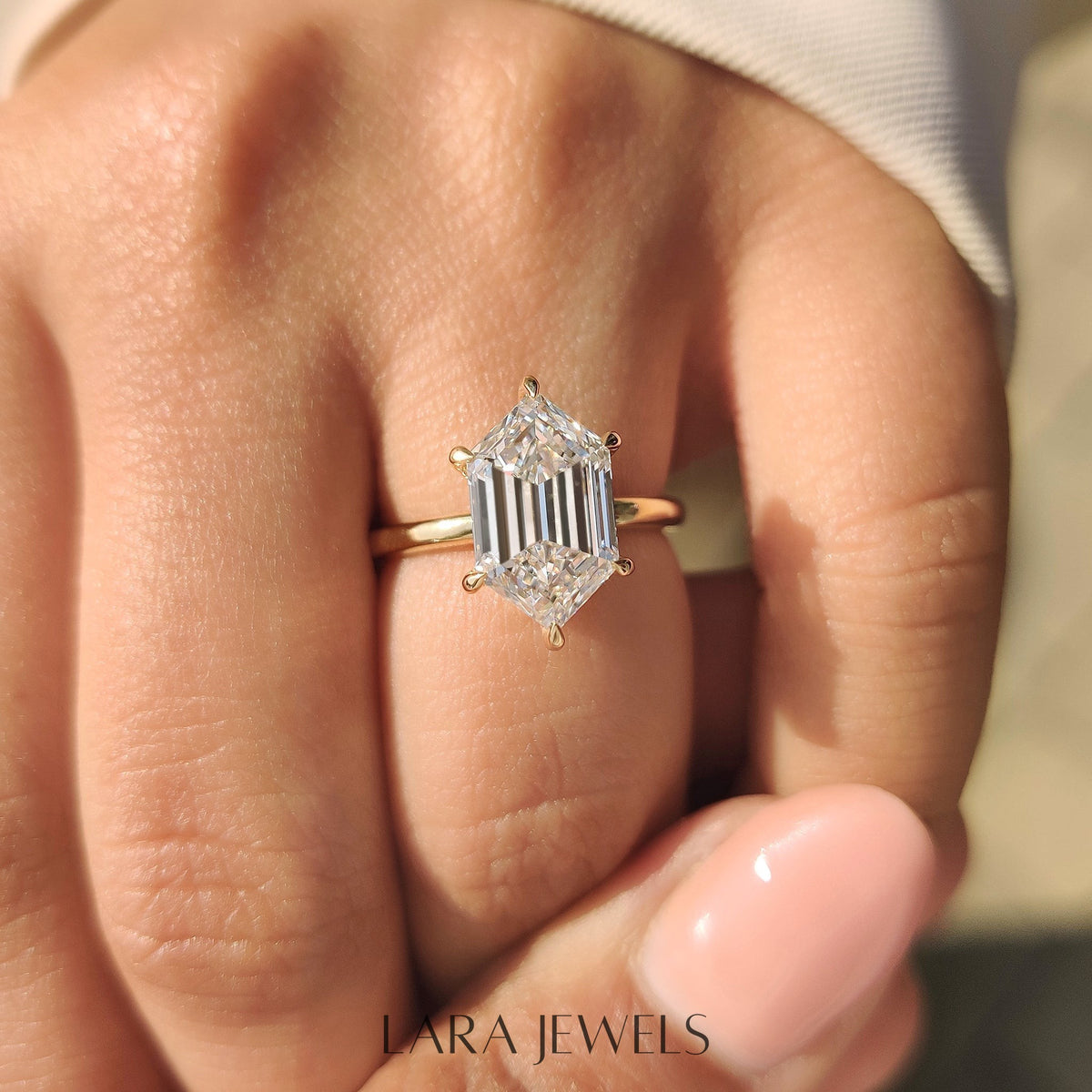 Lab grown hexagon engagement ring in Lara Jewels setting, available in Silver. IGI certified, ethically sourced, handcrafted at Lara Jewels.