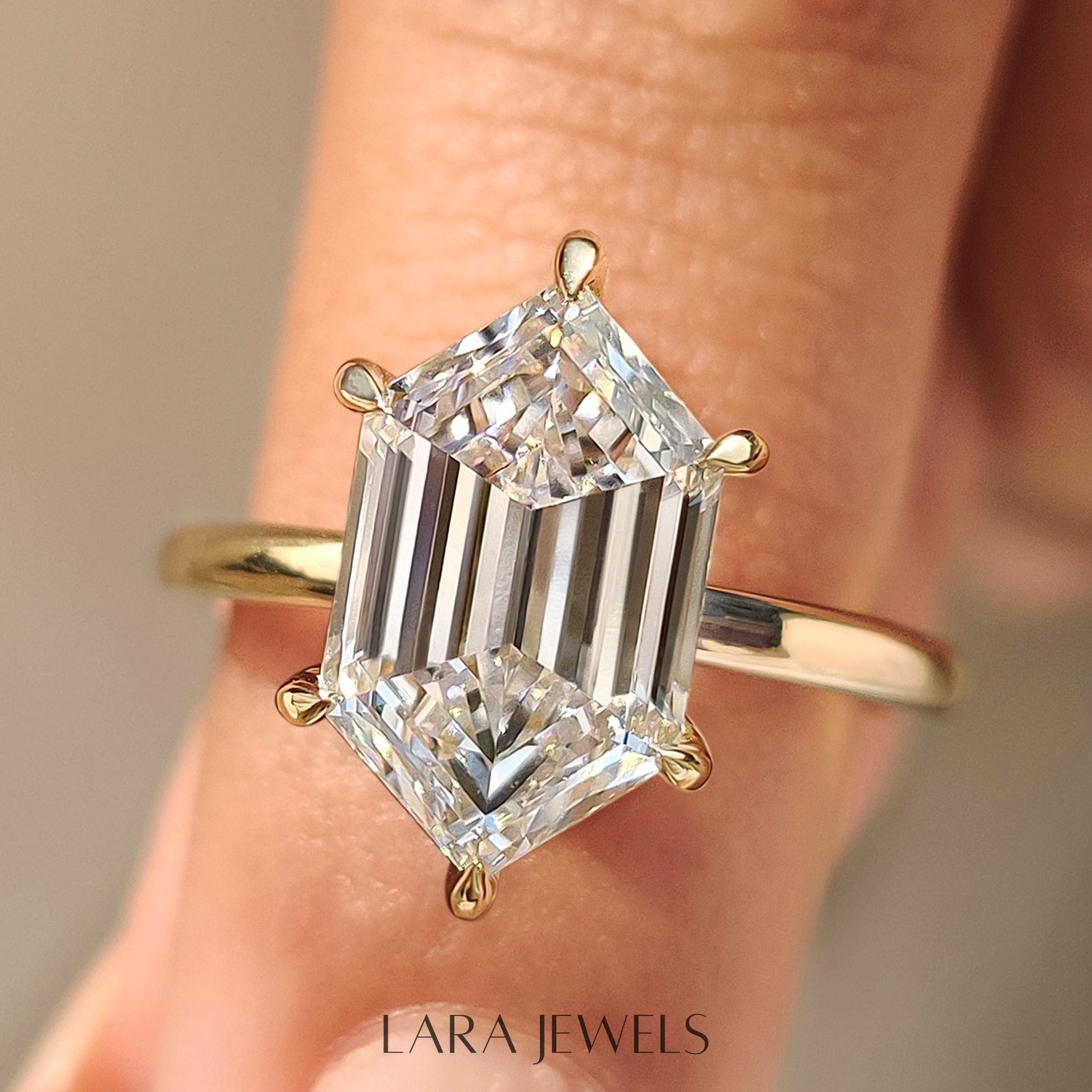 Lab grown hexagon engagement ring in Lara Jewels setting, available in Silver. IGI certified, ethically sourced, handcrafted at Lara Jewels.