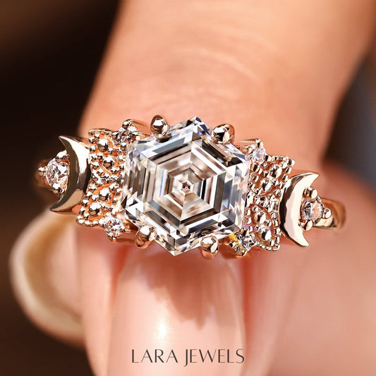 Lab grown hexagon engagement ring in Lara Jewels setting, available in Silver. IGI certified, ethically sourced, handcrafted at Lara Jewels.